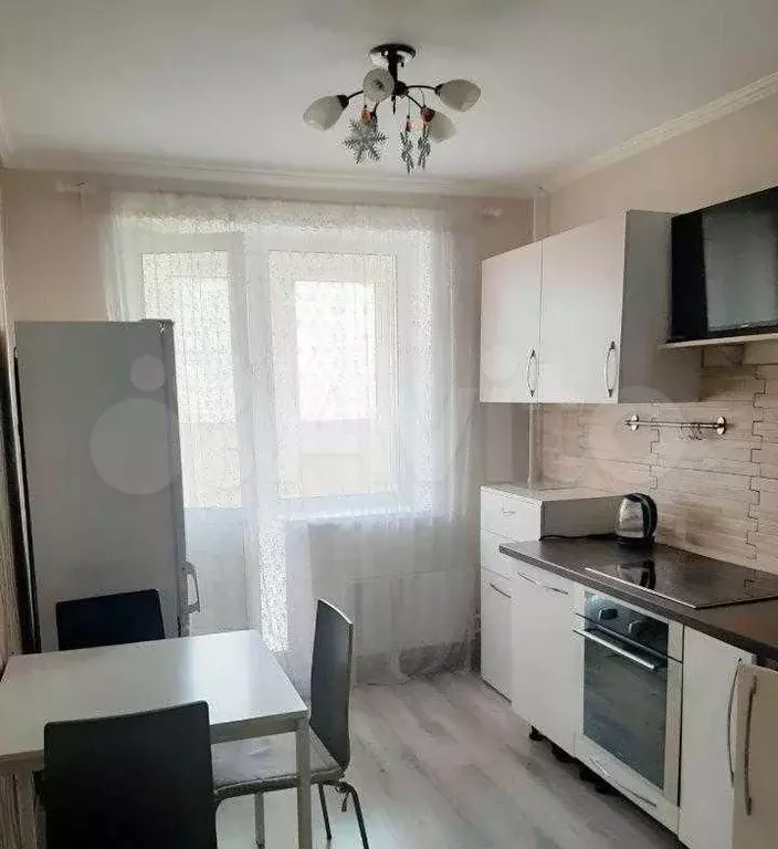 1-к. квартира, 40 м, 13/23 эт. - Фото 1