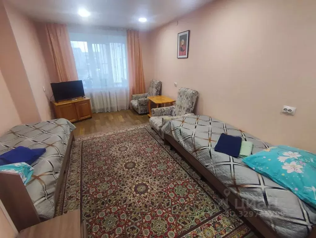 Комната Кировская область, Омутнинск ул. Володарского, 25 - Фото 1