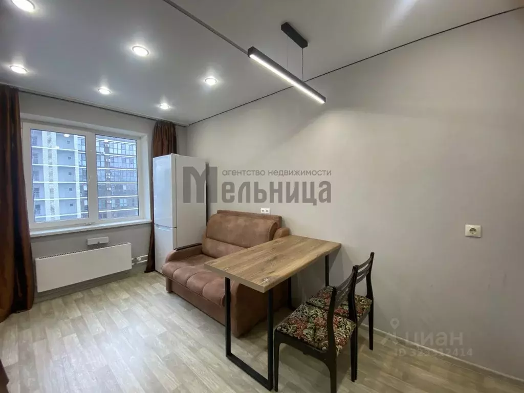 2-к кв. Волгоградская область, Волгоград ул. Глазкова, 12 (54.0 м) - Фото 0