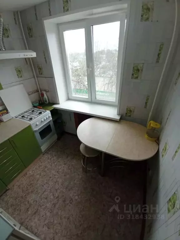 1-к кв. Саратовская область, Саратов Южная ул., 42 (30.6 м) - Фото 1