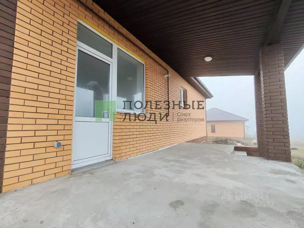 Дом в Белгородская область, Белгородский район, Дубовское с/пос, с. ... - Фото 2