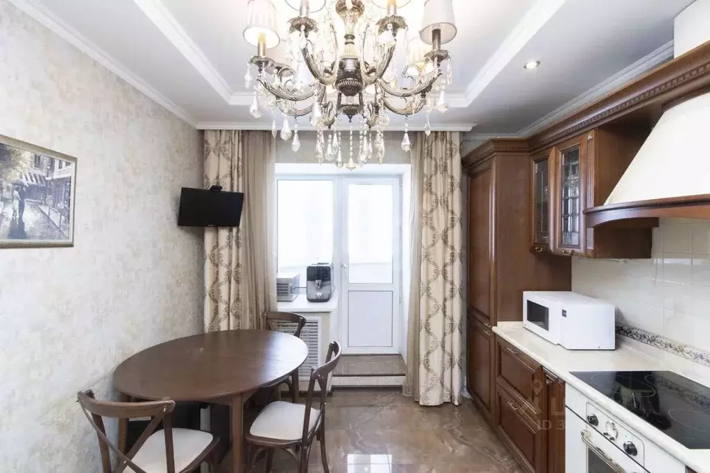 3-к кв. Тюменская область, Тюмень ул. Софьи Ковалевской, 6 (107.0 м) - Фото 1