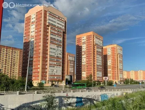 2-комнатная квартира: Тюмень, Широтная улица, 189 (62.1 м) - Фото 1