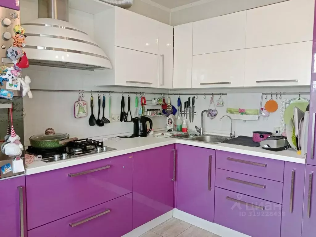 3-к кв. Мордовия, Саранск ул. Маринина, 24 (75.0 м) - Фото 0