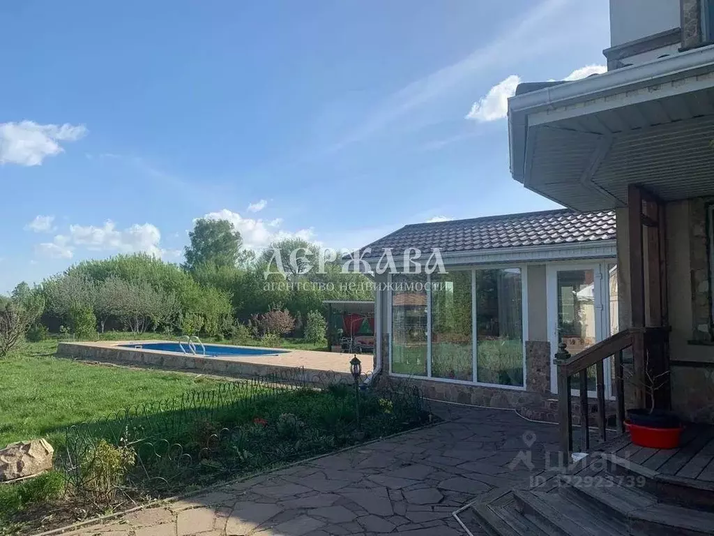 Коттедж в Белгородская область, Старооскольский городской округ, с. ... - Фото 2