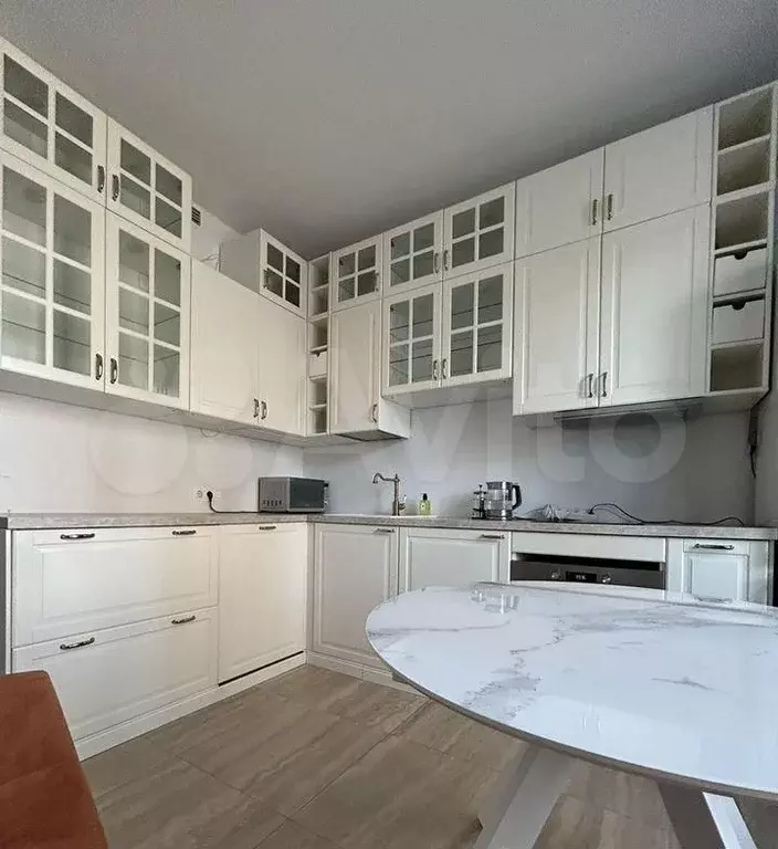1-к. квартира, 60 м, 3/22 эт. - Фото 0