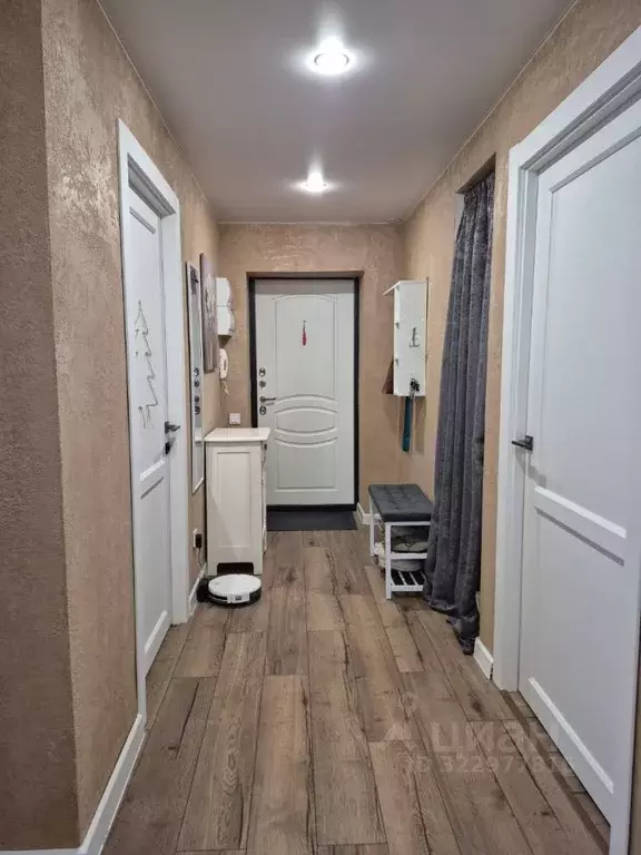 3-к кв. Свердловская область, Екатеринбург ул. Шаумяна, 98к3 (61.4 м) - Фото 0