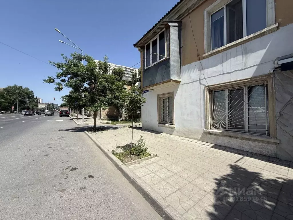 3-к кв. Дагестан, Махачкала ул. Гагарина (68.0 м) - Фото 0