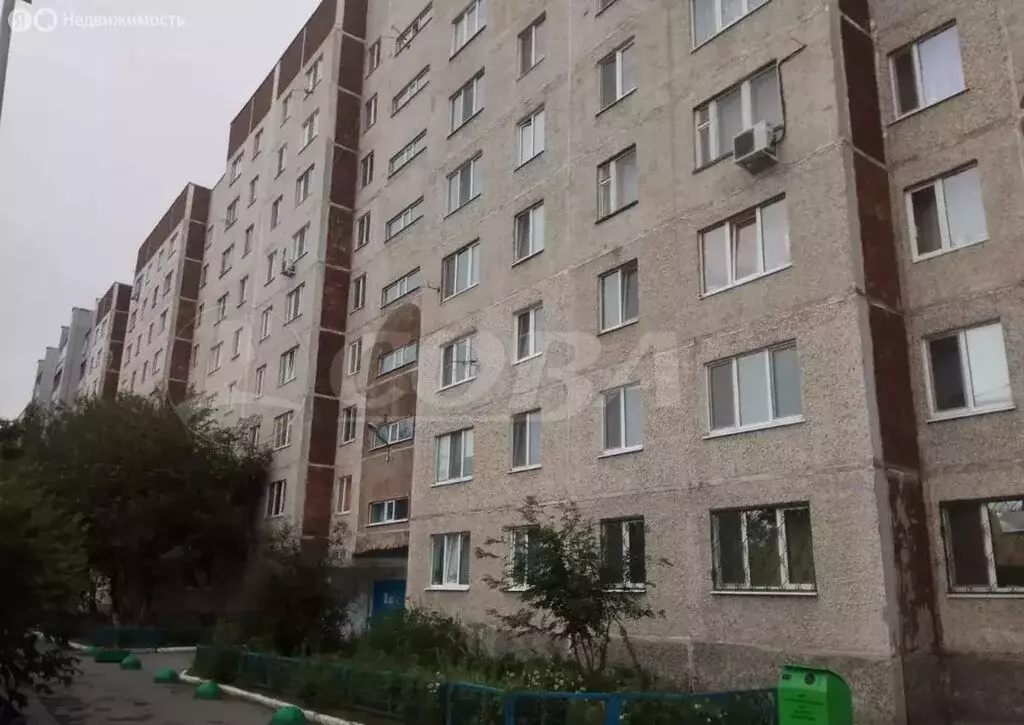 3-комнатная квартира: Тюмень, улица Николая Чаплина, 121 (71 м) - Фото 0