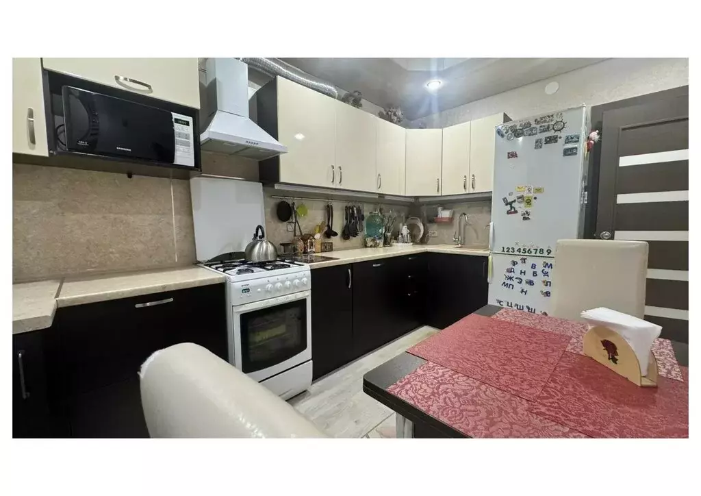 3-комнатная квартира: Казань, Приволжская улица, 102к2 (79.4 м) - Фото 2