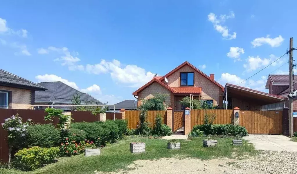 Дом в Краснодарский край, Динской район, Новотитаровская ст-ца Степная ... - Фото 1