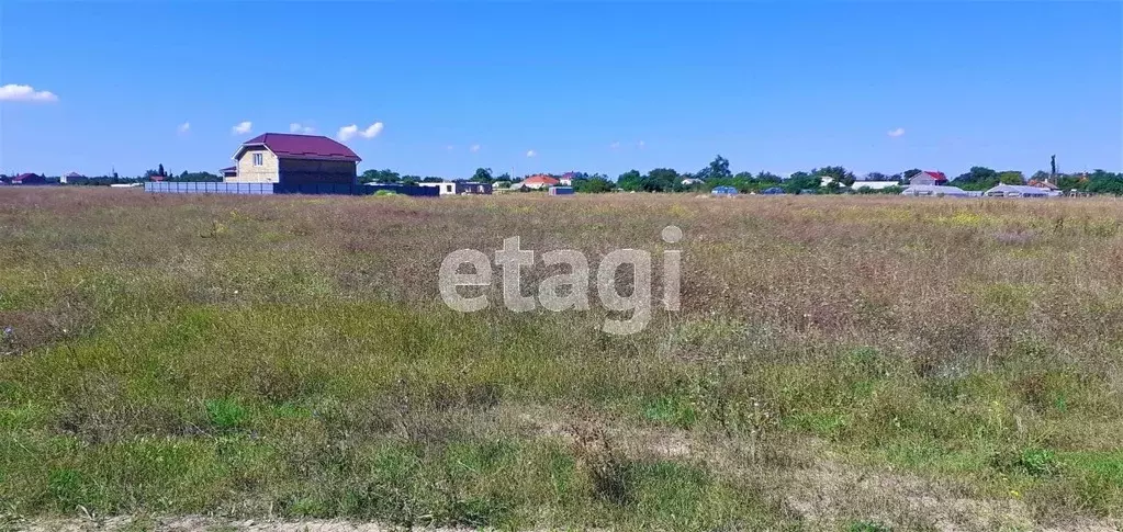 Погода красная зорька симферопольский. Село ровное Крым. Село красное Симферопольского района. Фото земельных участков на продажу без построек. Истринский район село шали продажные участки земельные участки.