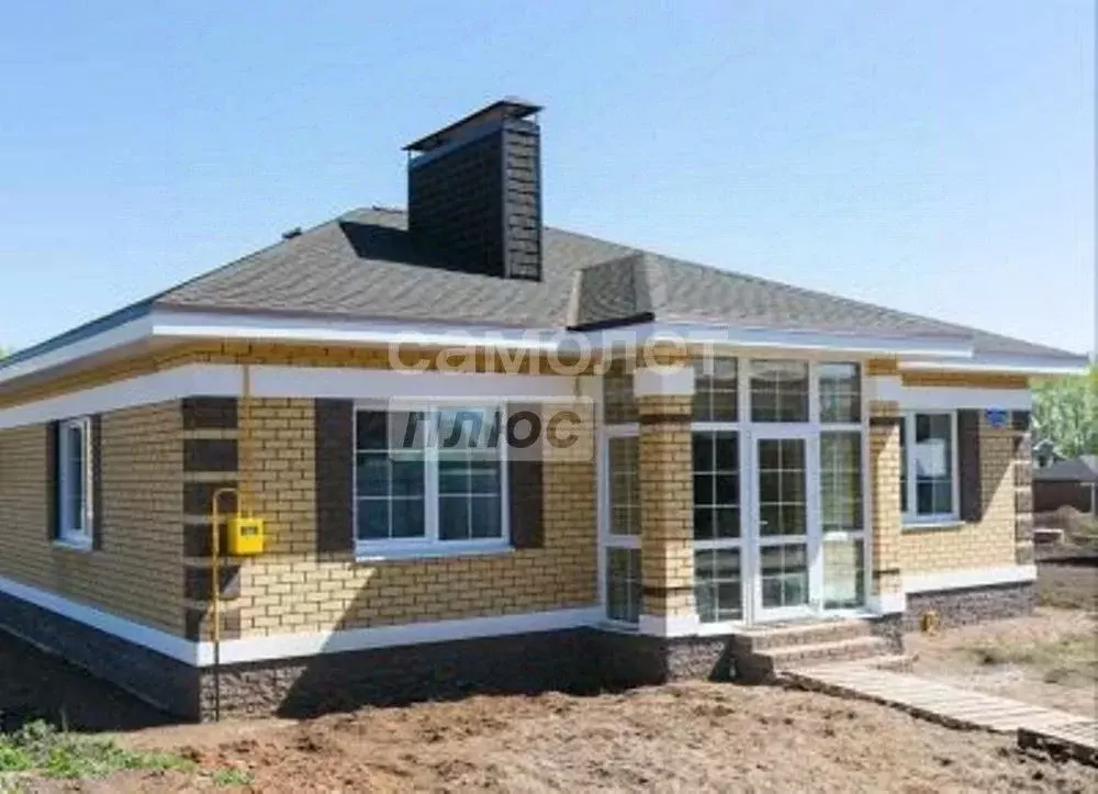 Дом в Алтайский край, Первомайский район, с. Фирсово ул. Мира (75 м) - Фото 1