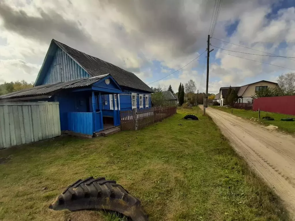 Дом в Брянская область, Карачевский район, Мылинское с/пос, д. Бабинка ... - Фото 0