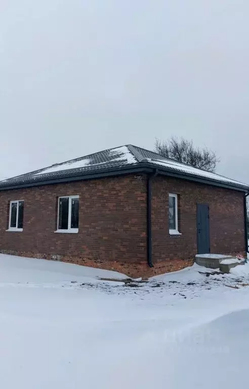 Дом в Ростовская область, Азов Азовский район, ул. Гагарина (92 м) - Фото 2