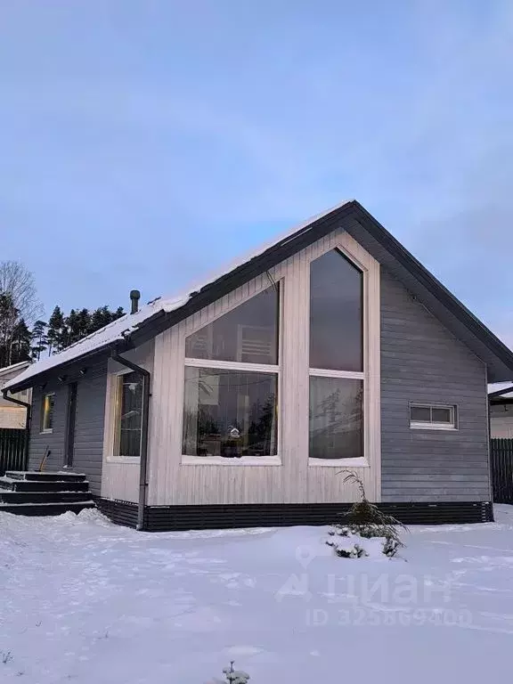 Дом в Ленинградская область, Выборгский район, Полянское с/пос, пос. ... - Фото 1