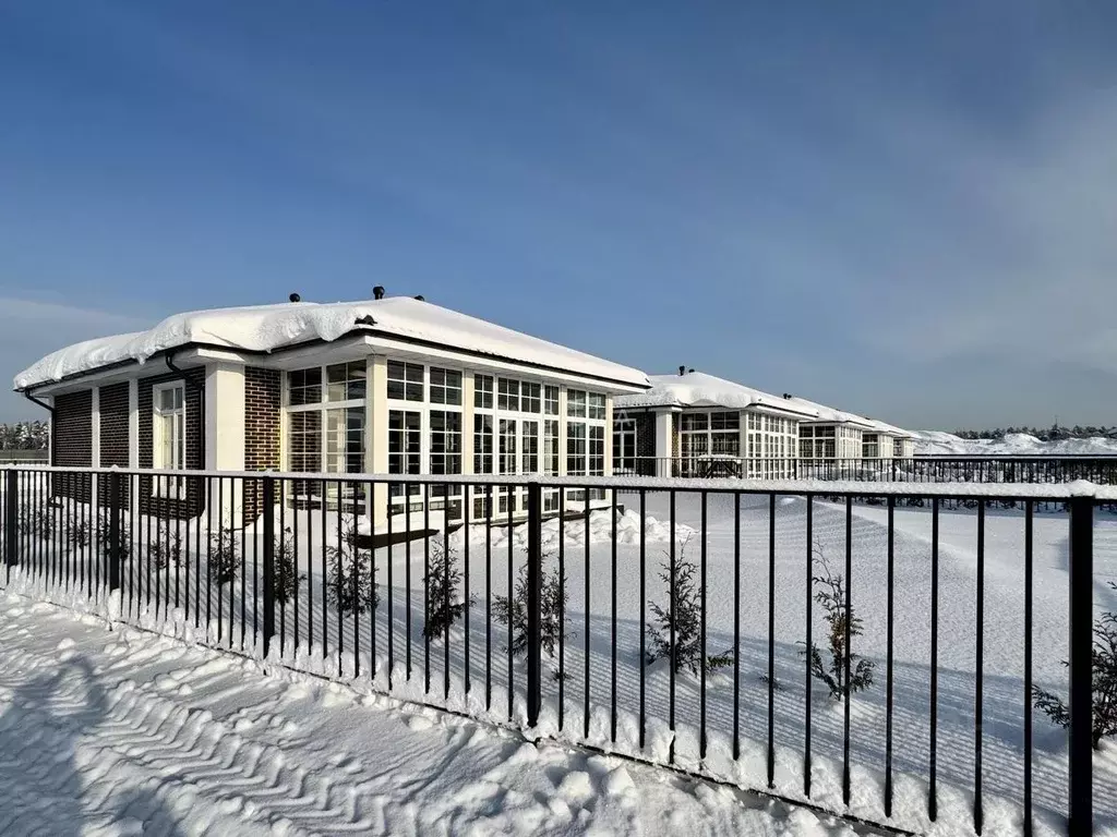 Дом в Московская область, Щелково городской округ, д. Аксиньино ул. ... - Фото 1