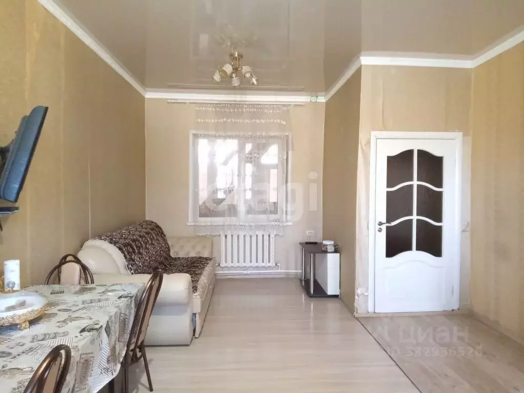 Дом в Тюменская область, Тюмень Транспортная ул. (215 м) - Фото 1
