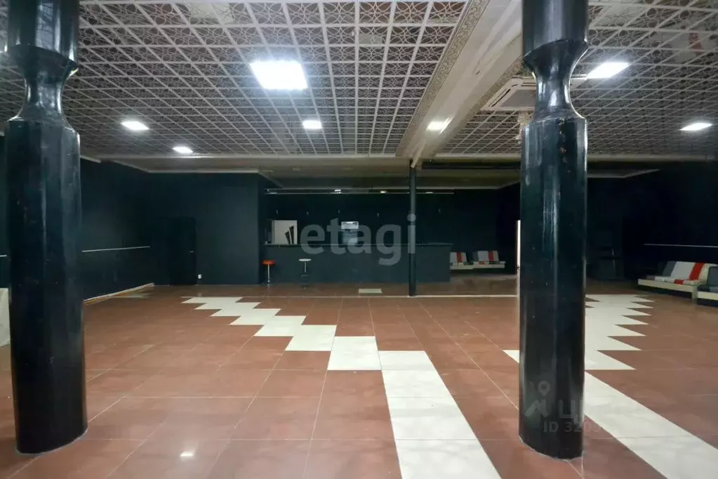 Торговая площадь в Саха (Якутия), Якутск ул. Строителей, 20 (525 м) - Фото 1