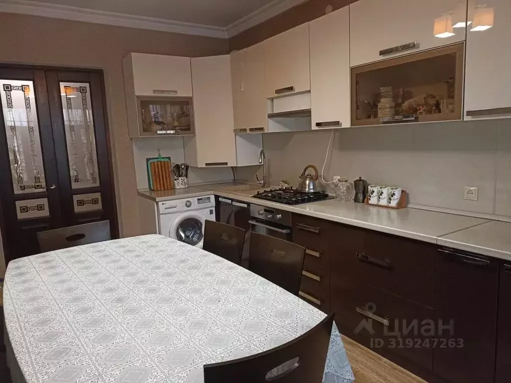 Дом в Дагестан, Дербент ул. Гейдара Алиева, 14 (120 м) - Фото 1