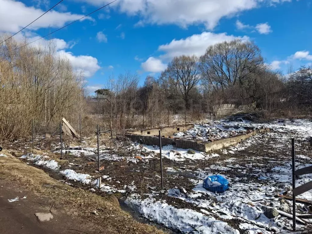 Участок в Новгородская область, Боровичи Крестьянская ул. (7.4 сот.) - Фото 1