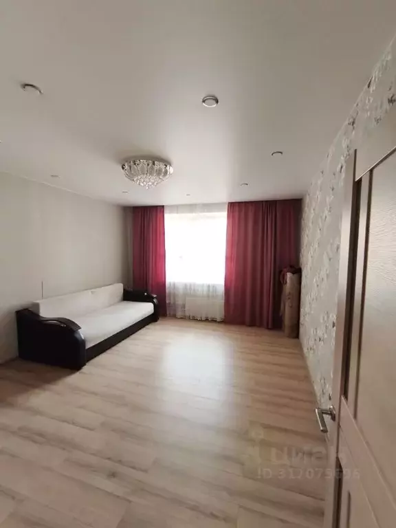 2-к кв. Владимирская область, Александров ул. Гагарина, 23к1 (62.3 м) - Фото 0
