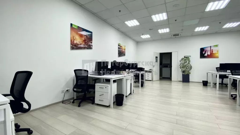 Офис в Санкт-Петербург 3-я Васильевского острова линия, 60 (179 м) - Фото 1