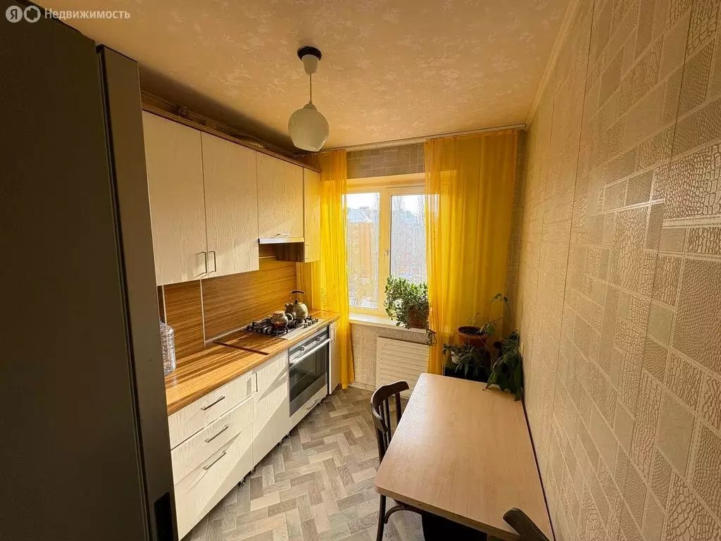 2-комнатная квартира: Уфа, улица Юрия Гагарина, 25 (45 м) - Фото 1