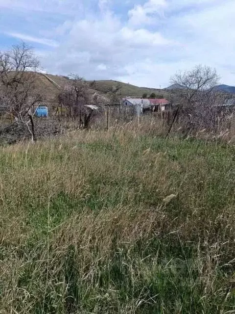 Участок в Крым, Феодосия городской округ, Щебетовка пгт ул. Персиковая ... - Фото 0