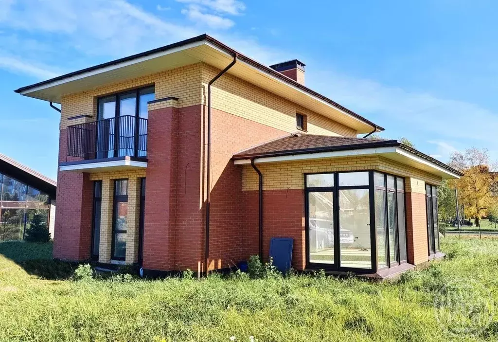 Дом в Санкт-Петербург, Санкт-Петербург, Петергоф дор. Бобыльская, 54 ... - Фото 1