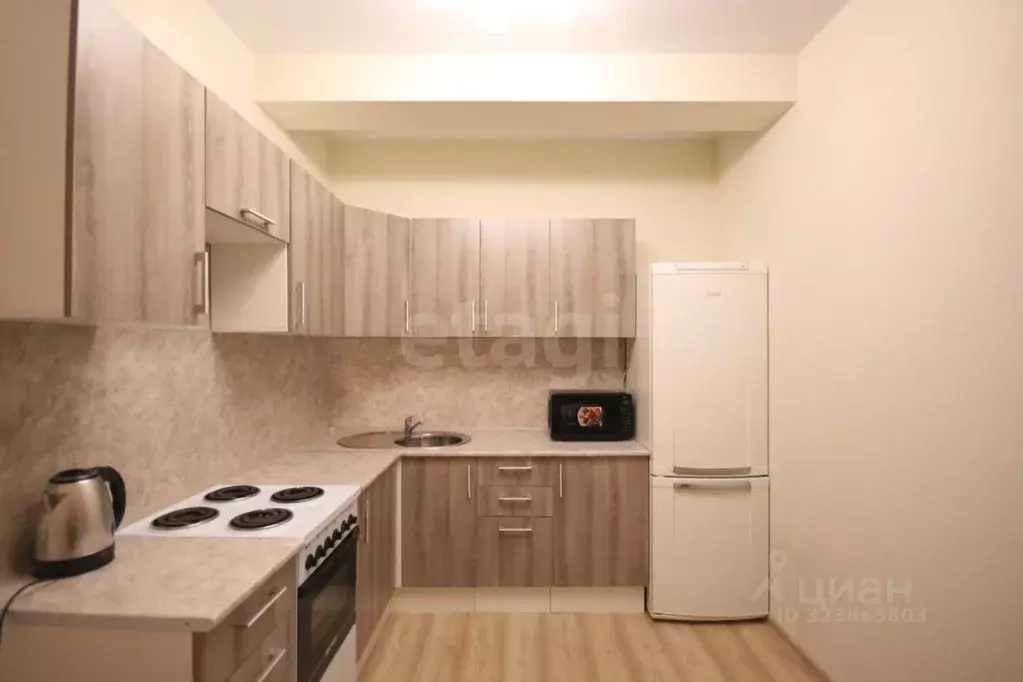 3-к кв. Ямало-Ненецкий АО, Новый Уренгой Славянский мкр,  (68.2 м) - Фото 1