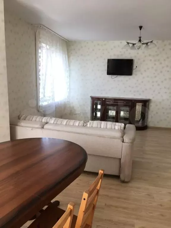 Октябрьский проезд 18 киров. Квартиры в Кирове на сутки недорого