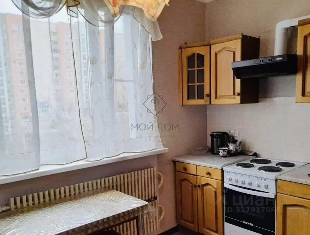 1-к кв. Московская область, Реутов Южная ул., 15 (40.0 м) - Фото 0