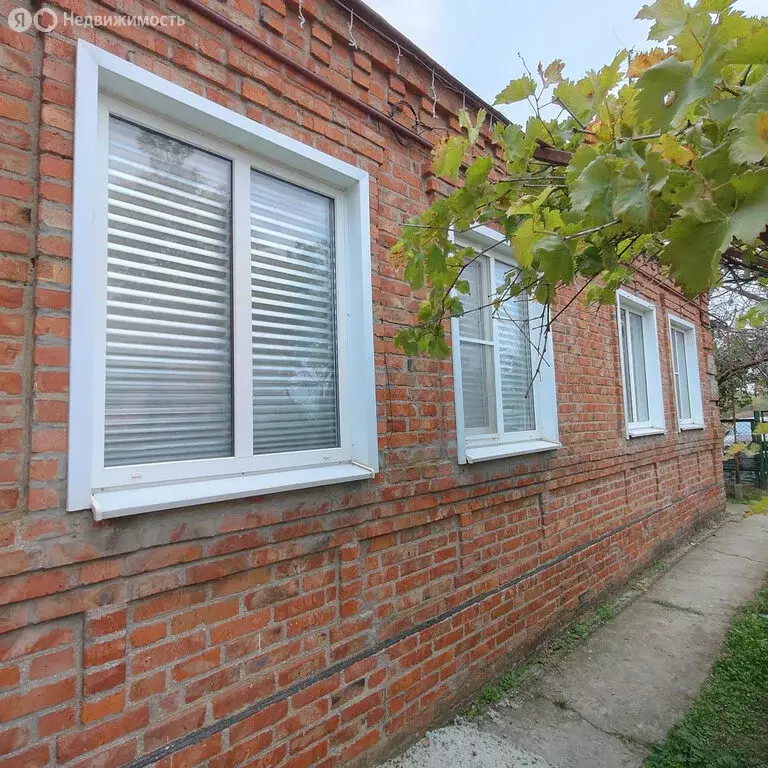 Дом в Старощербиновская, улица Радищева (74.2 м) - Фото 1