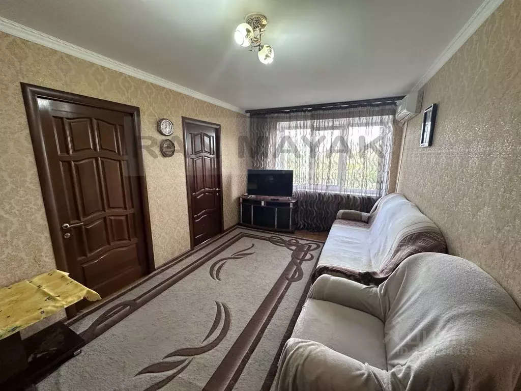 4-к кв. Адыгея, Майкоп ул. Димитрова, 23 (61.1 м) - Фото 0