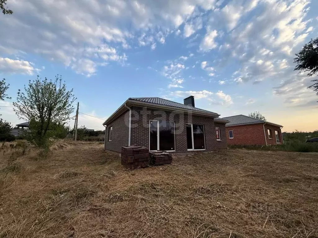 Дом в Ростовская область, Аксайский район, Большелогское с/пос, пос. ... - Фото 1