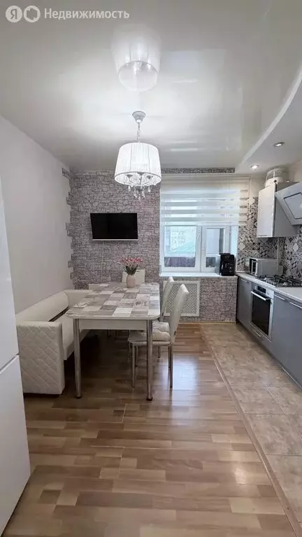 3-комнатная квартира: Казань, улица Ноксинский Спуск, 25 (65.1 м) - Фото 1