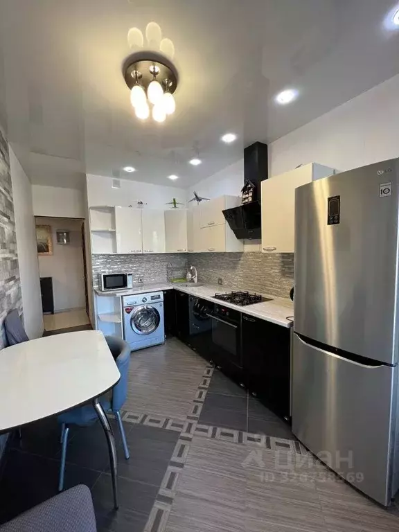 1-к кв. Саха (Якутия), Якутск ул. Кузьмина, 32/4 (38.0 м) - Фото 2