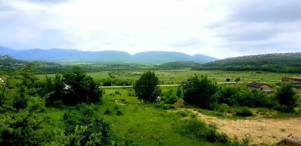 Участок в Севастополь с. Широкое, ул. Клюшкина, 13 (10.0 сот.) - Фото 1