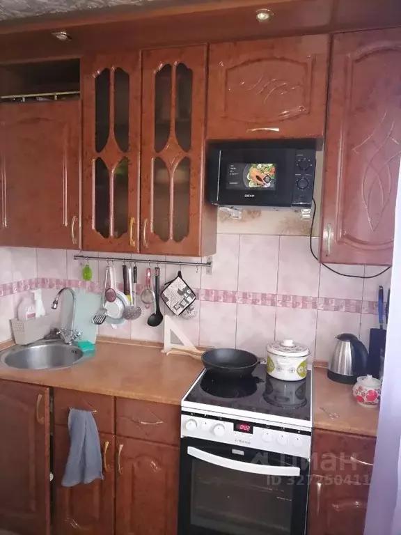 2-к кв. Омская область, Омск ул. 18-й Военный городок, 175 (45.6 м) - Фото 1