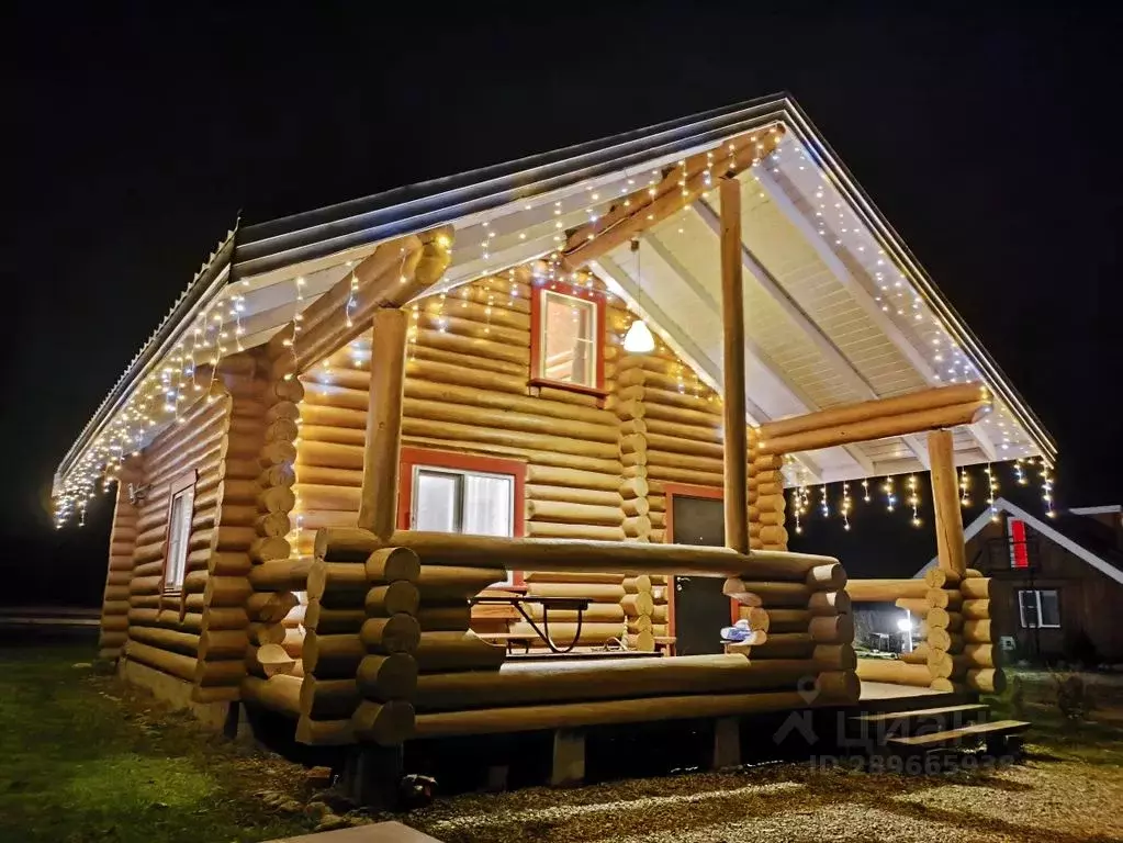 Дом в Псковская область, Пушкиногорье городское поселение, д. ... - Фото 1