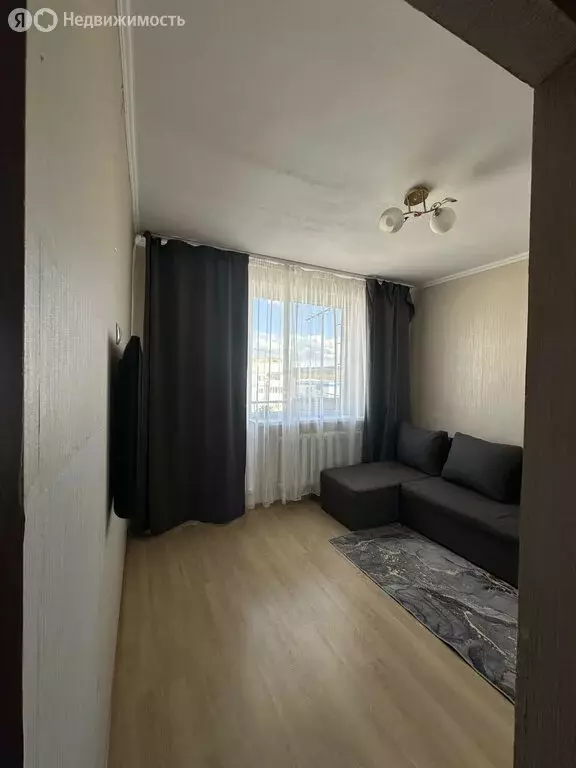 1-комнатная квартира: Октябрьский, 34-й микрорайон, 19 (25.9 м) - Фото 1