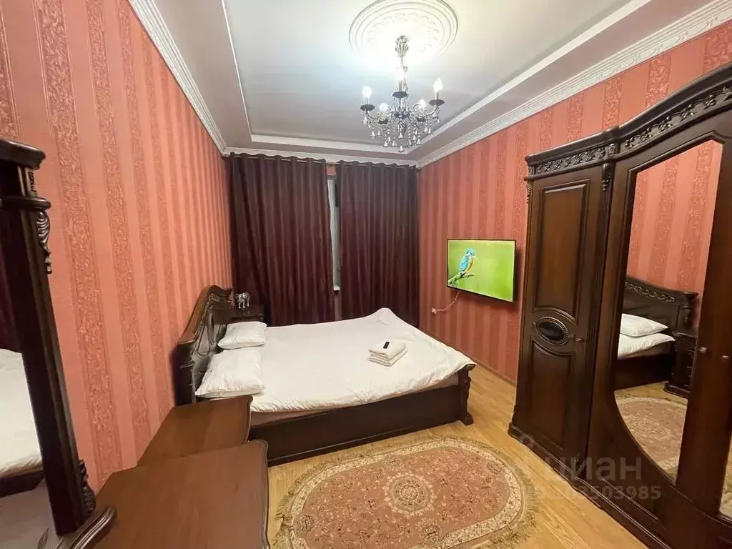 1-к кв. Дагестан, Махачкала ул. Абдуллы Гаджиева, 30А (75.0 м) - Фото 0