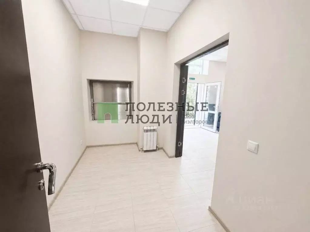 Офис в Астраханская область, Астрахань Бакинская ул., 100 (25 м) - Фото 2