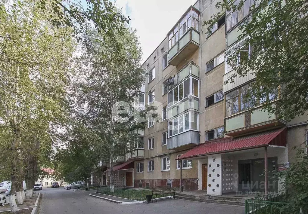 2-к кв. Тюменская область, Тюмень Таврическая ул., 10 (41.0 м) - Фото 0