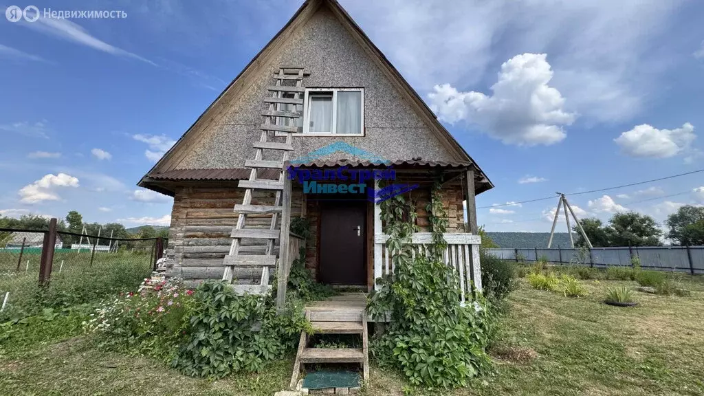 Участок в Кзыл-Чишма, улица Ленина (10 м) - Фото 0