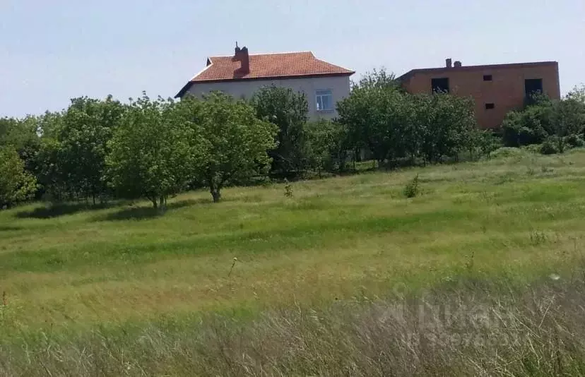 Участок в Краснодарский край, Усть-Лабинский район, Некрасовское ... - Фото 0