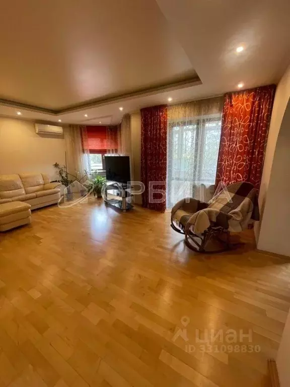 3-к кв. Тюменская область, Тюмень Холодильная ул., 83 (111.0 м) - Фото 1