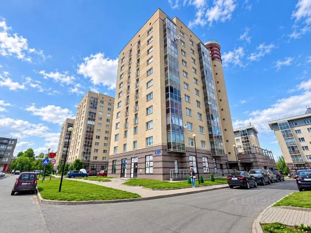 2-к кв. Карелия, Петрозаводск наб. Варкауса, 27к1 (106.0 м) - Фото 1