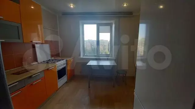 1-к. квартира, 37 м, 8/10 эт. - Фото 0